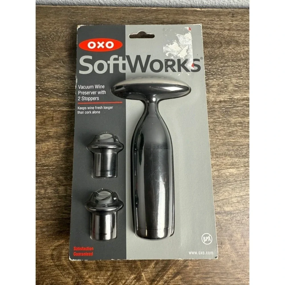 OXO SoftWorks Vacuum Wine Preserver with 2 Stoppers Black BPA Free New